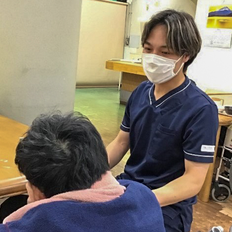 ふれあいの里介護福祉士